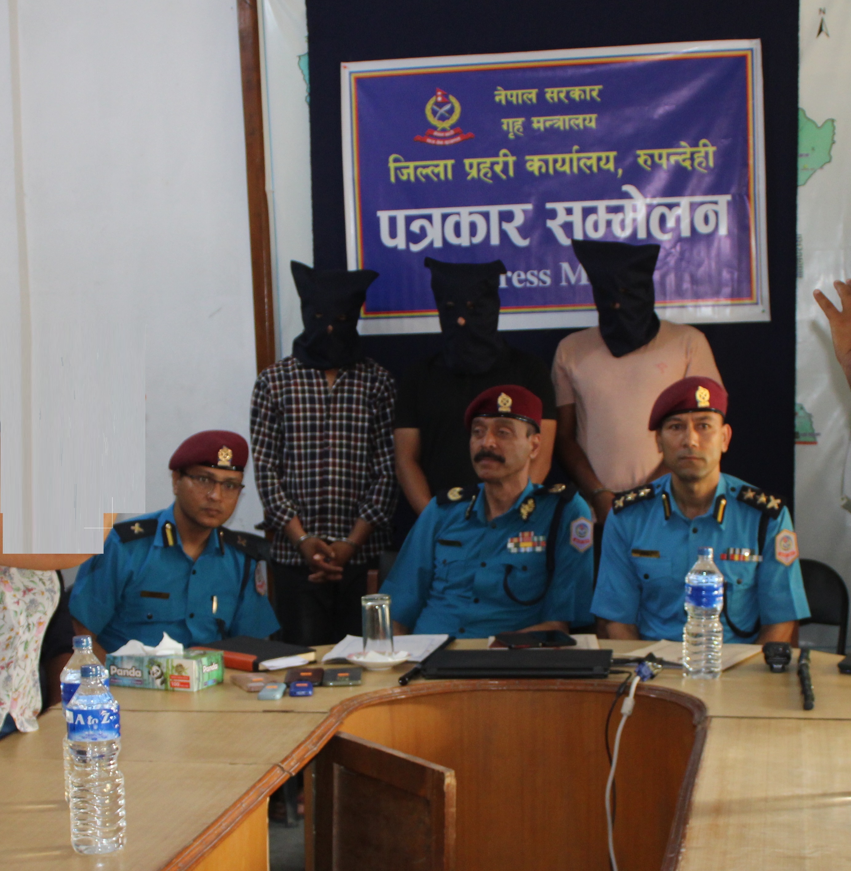 रुपन्देहीमा बम बिस्फोट गराएको आरोपमा पक्राउ परेका तीन जना सार्वजनिक